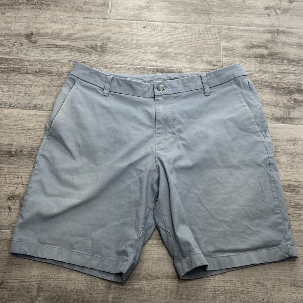 Lululemon Commission Short 9" Mens 34 Blue Chino Style Stretch Golf LM7AUES